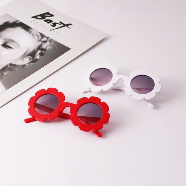 Transparent Sun Flower Glasses - Image 3